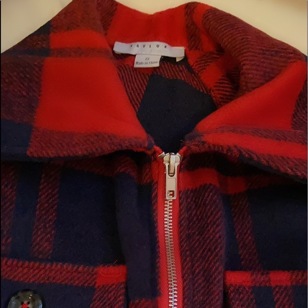Cropped Red & Navy Jacket - Picture 2 of 2